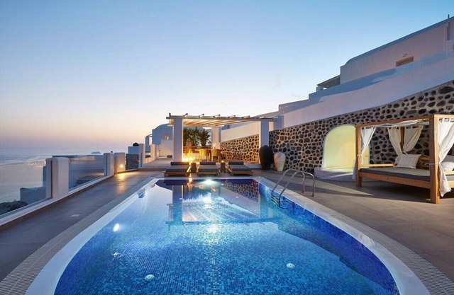 Aphrodite Villa w/Heated Pool & Sea View