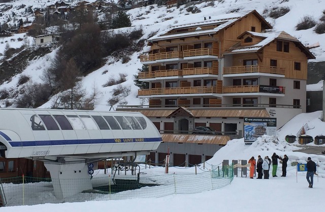 Appart at the foot of the slopes in a luxury residence with terrace 50 M2