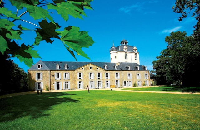 Appart dans la Tour du Château | Cuisine Equipée !