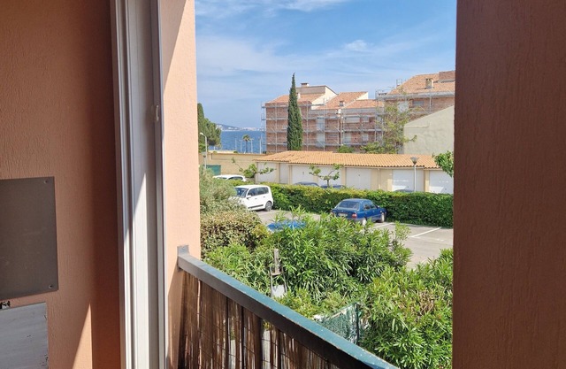 Appart+parking reserve 200m beach Mèze