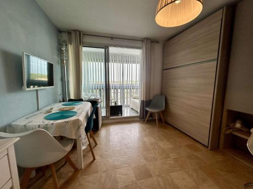 Appart Studio cabine 4 couchages ST CYPRIEN PLAGE SC270-070