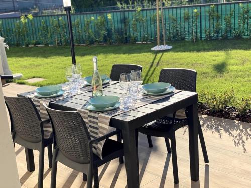 Appartamento con Giardino indipendente 250 mt dal mare