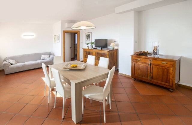 Appartamento Gli Ulivi con Piscina
