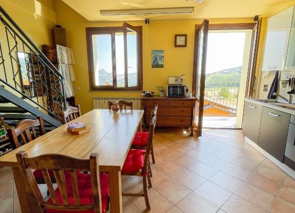 Appartamento vista colline