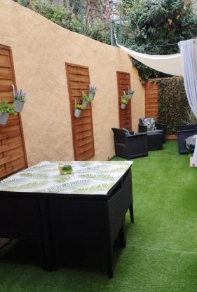 appartement 1 étoile paisible et son jardin privé