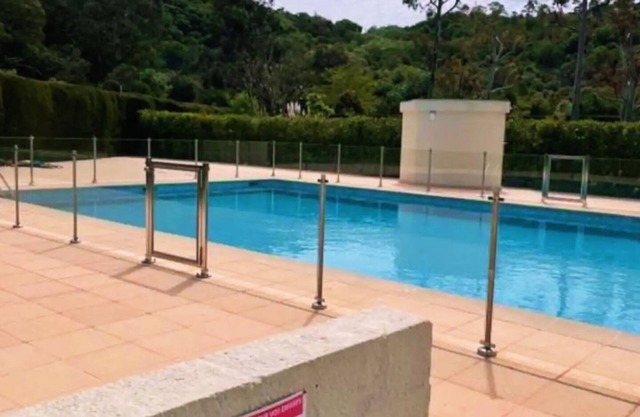 Appartement Dans la Verdure , Trés Lumineux , Proximité à Pied Plage, Commerce