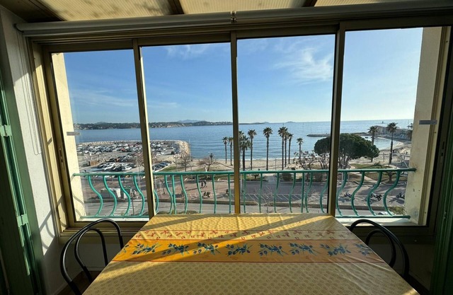 Appartement 1 chambre, clim, port de Bandol