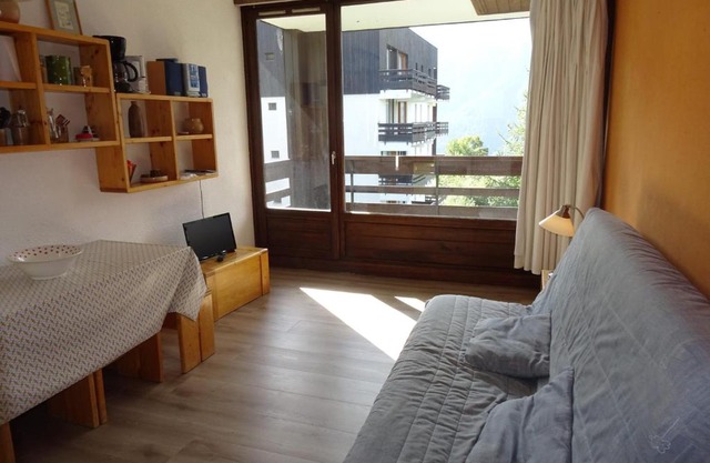 Appartement 2 pièces pour 6 pers. proche commerces et pistes - FR-1-411-79