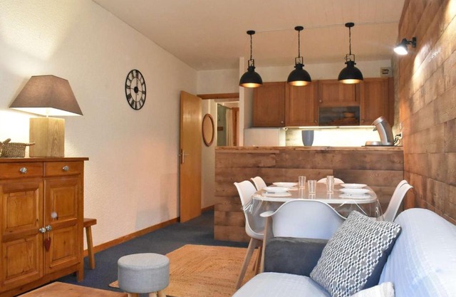 Appartement 2 Pièces, Cabine, Balcon, Près des Pistes, 6 Pers - FR-1-180-95