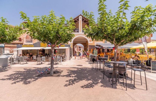 Appartement 4 personnes Cap Estérel centre du village