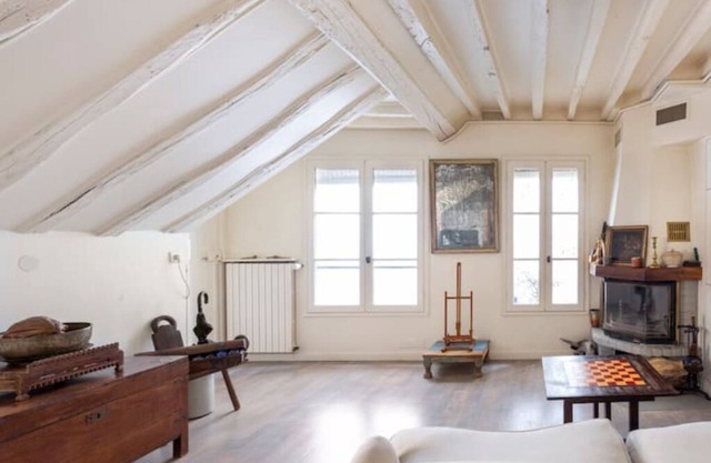 Appartement Chic et Confortable Dans le « Paris Branché »