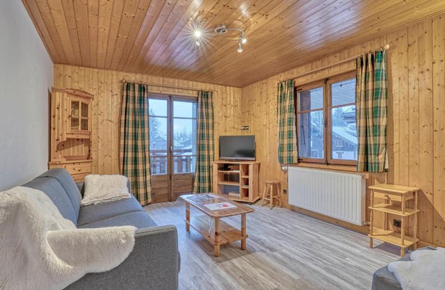 Appartement Confort 2 Pièces avec Balcons, à 300m du Centre de Megève et Télécabine - FR-1-453-92