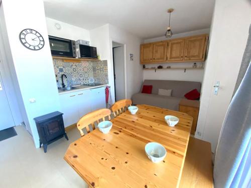 Appartement cosy, 4 pers, balcon, à 100m des pistes à Morillon 1100 - FR-1-412-33