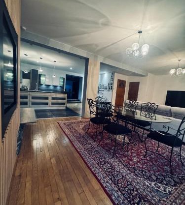 Appartement de Luxe à Côté du Théâtre Charleville-Mézières