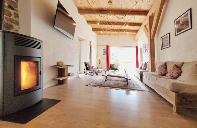 Appartement Grand Confort de 120 m² Dans une Grange Rénovée Pour 6 Personnes