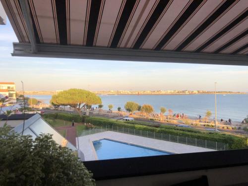 Appartement moderne avec terrasse et vue mer - La Rochelle - FR-1-535-47