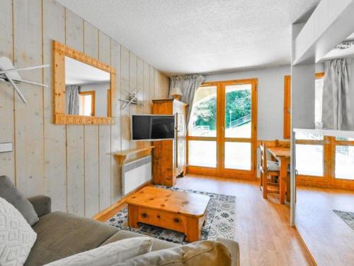 Appartement rénové près des pistes avec terrasse, ski, parking et cuisine équipée - FR-1-514-48