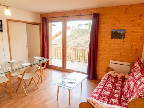 Appartement spacieux 4 pers au pied des pistes, proche télécabine à Modane - FR-1-468-49