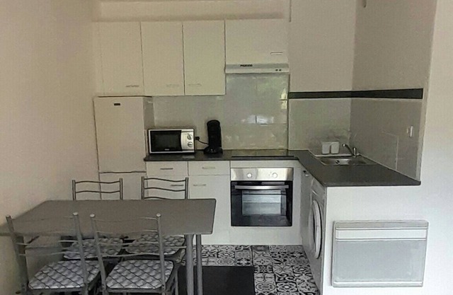 Appartement Type 2 Refait à Neuf