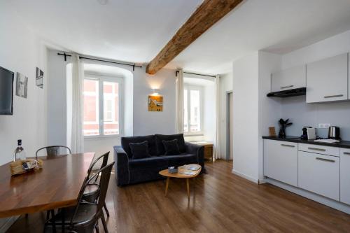 Appartements au cœur de la vieille ville piétonne & Citadelle