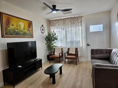 Apt in S PHX 10 mins to Airport