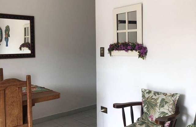 Apt with sea view for up to 8 people