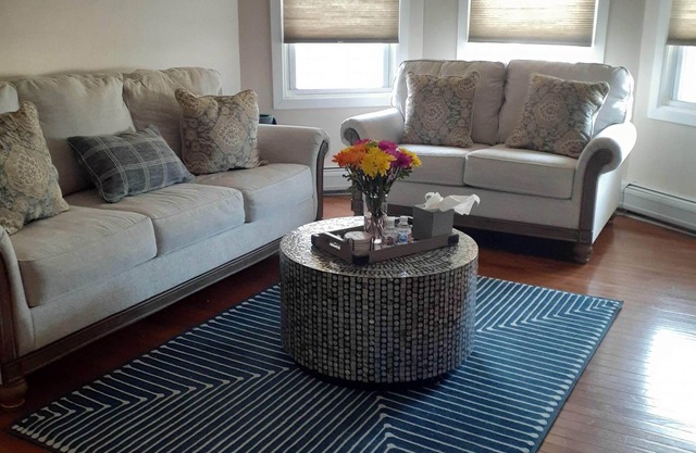 Apt with utilities, wifi, a compact parking space, & on-site laundry near NYC!