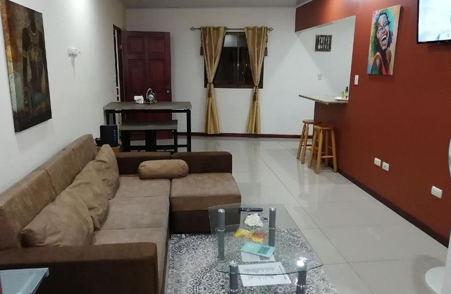 Aptos Casa Caribe, habitaciones privadas en aptos compartidos & aptos completos con auto entrada