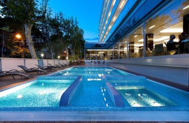 Aqua Hotel