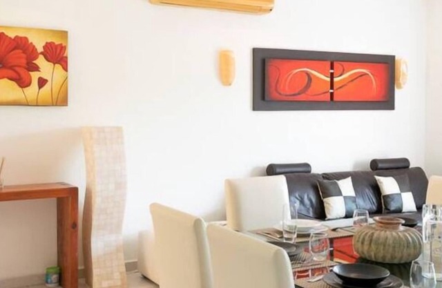 Aqua Terra 204 by Blueplaya 3 blocks f/5th Av.