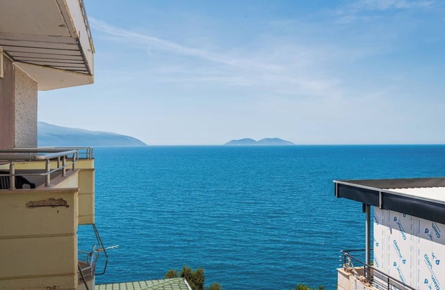 Aqua Vista Apartment