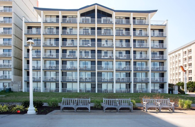 Aqua Vista Resort Hotel