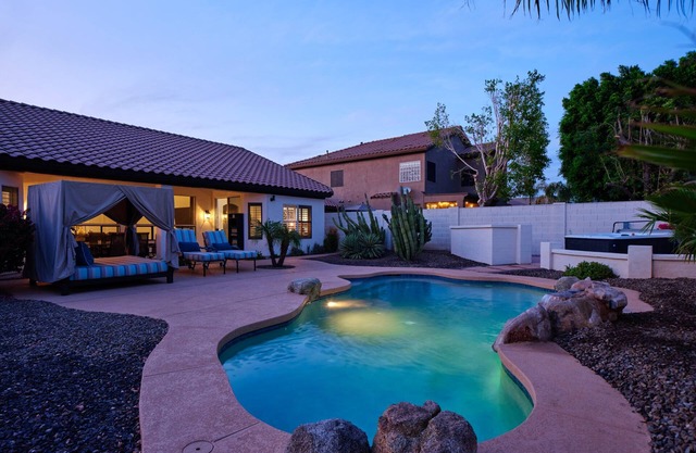Arabian Nights - Private Pool - Hot Tub - Games!