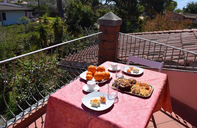Arbatax, 200 metres from the beach: Apartment in villa with garden, 2 bedrooms