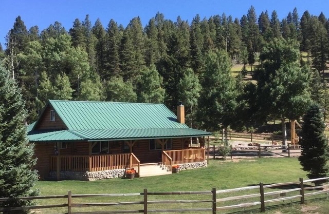 Are you thinking about cabin tripping in Colorado? We have you covered.