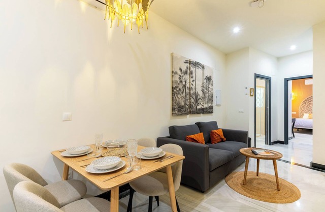 Argote 4 - Two Bedroom Apartment, Sleeps 5