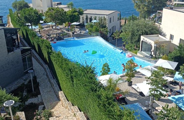 Artemis Beach House