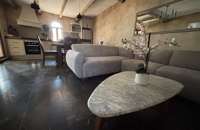 Artemisa 152: Relax in Val'Quirico!