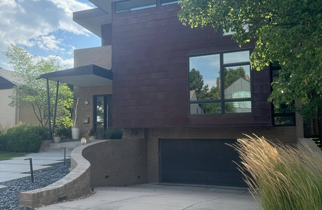 Artistic and Modern 3-bedroom house with art studio and open creative space