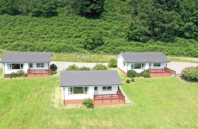 Ash Cabin: Your Highland Home Away from Home