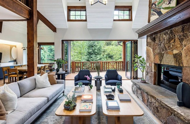 Aspen Creek Château!