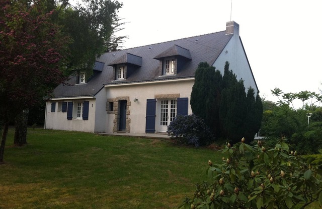 ASSERAC - HOUSE NEAR THE SEA FOR 8-10 PEOPLE