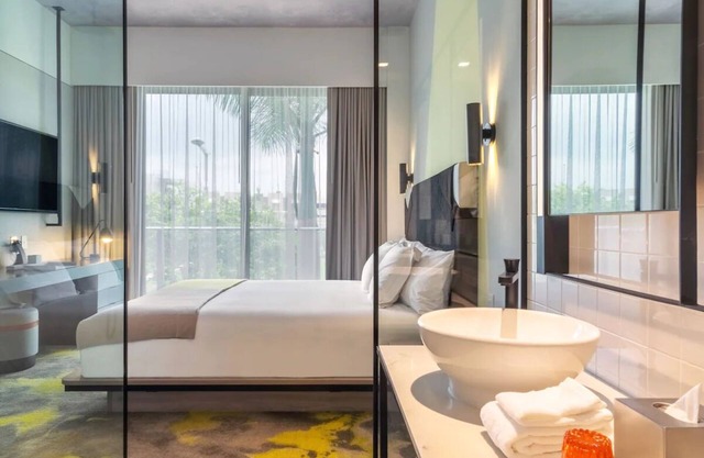 Astonishing Executive Suite Near Miami Design District w/Fitness Center