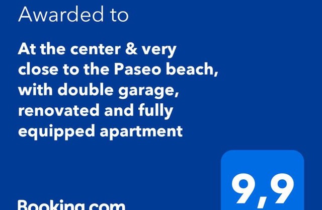 At the center & very close to the Paseo beach, with double garage, renovated and fully equipped apartment