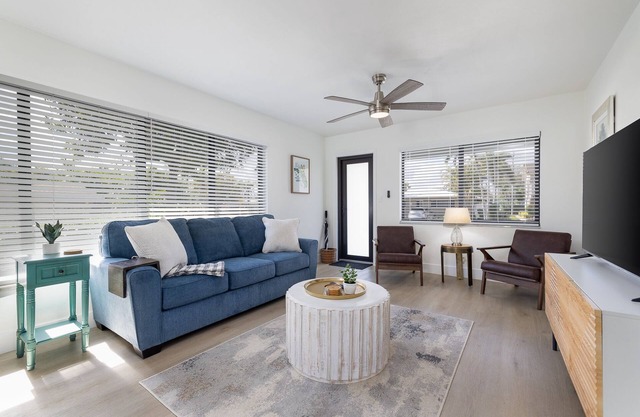 Atlantic Bay. Private Yard with Putting Green. 1.3 Miles to Beach