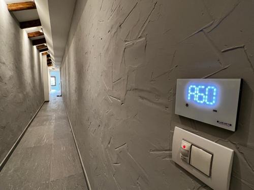 Attico Vivit 60