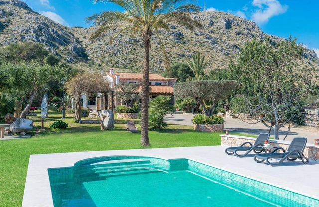 Attractive rustic villa in Alcudia with swimming pool, paddle tennis and soccer