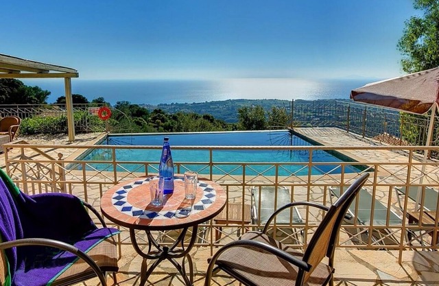 Attractive Stone Villa, A/C, Private Infinity Pool, Idyllic Setting Above Skala - Amazing Sea Views!
