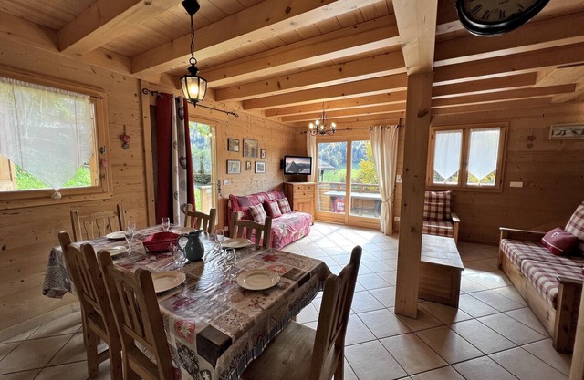 Aulp de Suz' 2 - Half chalet for 6 people 3*