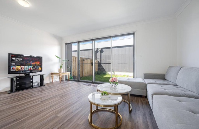 Austral warm 4br house with parking&WiFi